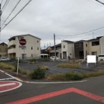 陽当りの良い現地。5.4ｍ×6.3ｍ公道角地。一括での購入も可能でのでご相談ください！！(外観)
